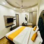 Hotel Red Stone Inn Walkable From New Delhi Railway Station